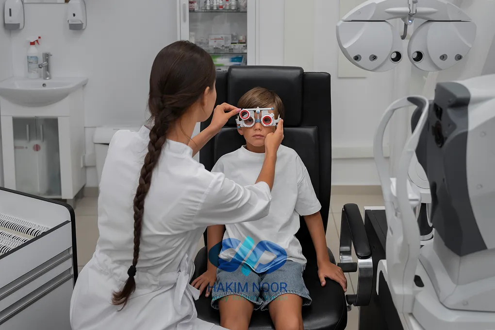 کنترل نزدیک‌بینی کودکان