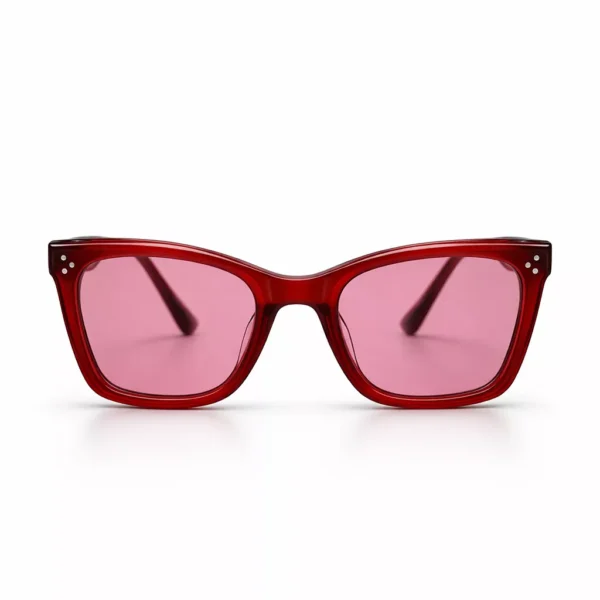عینک آفتابی قرمز زنانه مناسب استایل‌های فشن و صورت‌های متناسب
