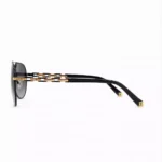 عینک آفتابی لوکس Louis Vuitton Z0768 با فریم فلزی مشکی و طراحی مینیمال